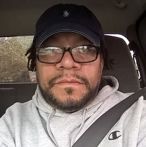 Meet your Posher, Troy